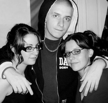 voila La�titia ,mon frer Ga�tan et Charline